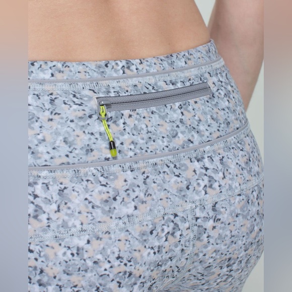 Lululemon Pace Queen Tight - Picture 3 of 10